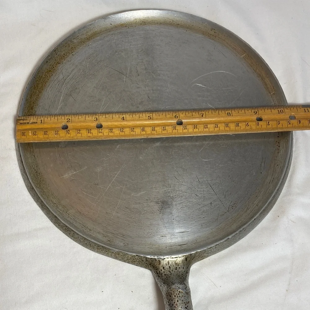 Vintage (1920-30’s) Club Hammercraft Aluminum Griddle with Black Wood Handle